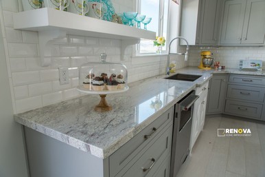 PALOMA GLOSSY BEVEL 3" X 6"