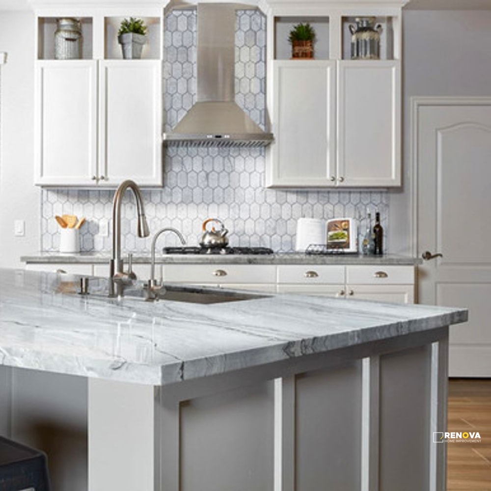 BIANCO VENATINO HONED LARGE LOTUS MOSAIC - 2