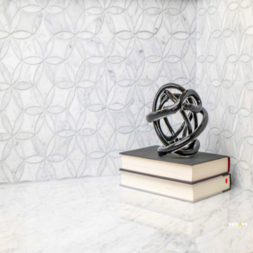 BIANCO VENATINO HONED FLOWER MOSAIC