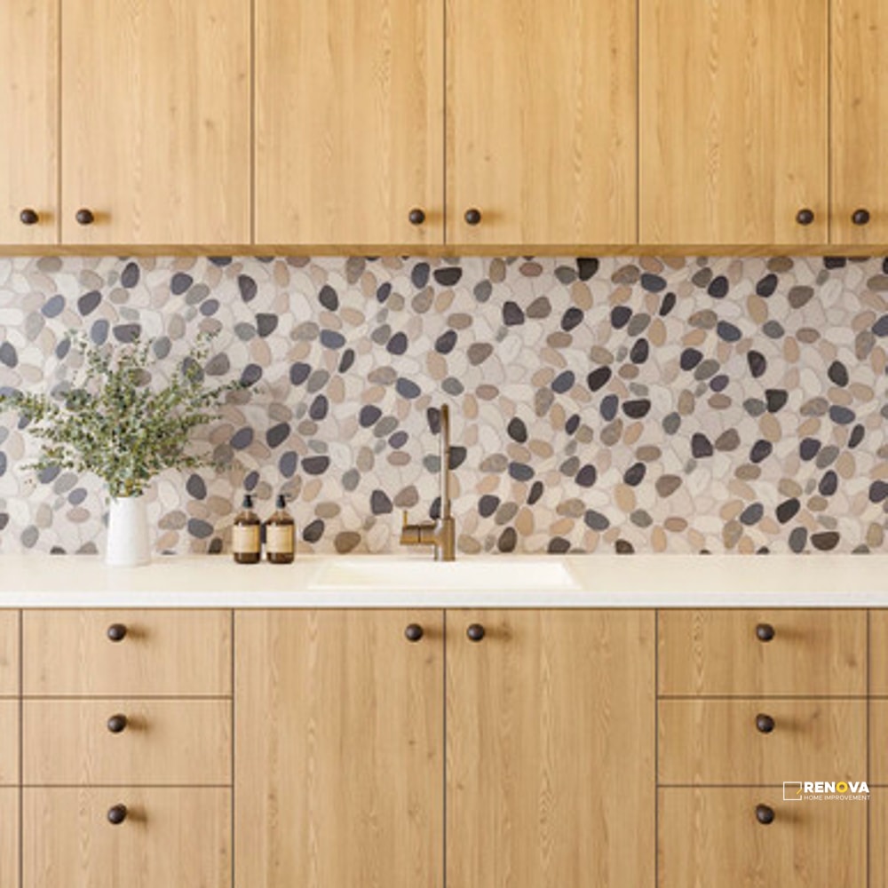 WATERBROOK MALAGA BAY JUMBO SLICED PEBBLE MOSAIC