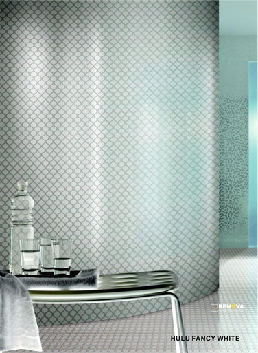 HULU FANCY WHITE MOSAIC 10.75" X 11.25"