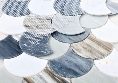 NEWPORT SCALE BEACH MOSAIC 9.5" X 9.75" - 2