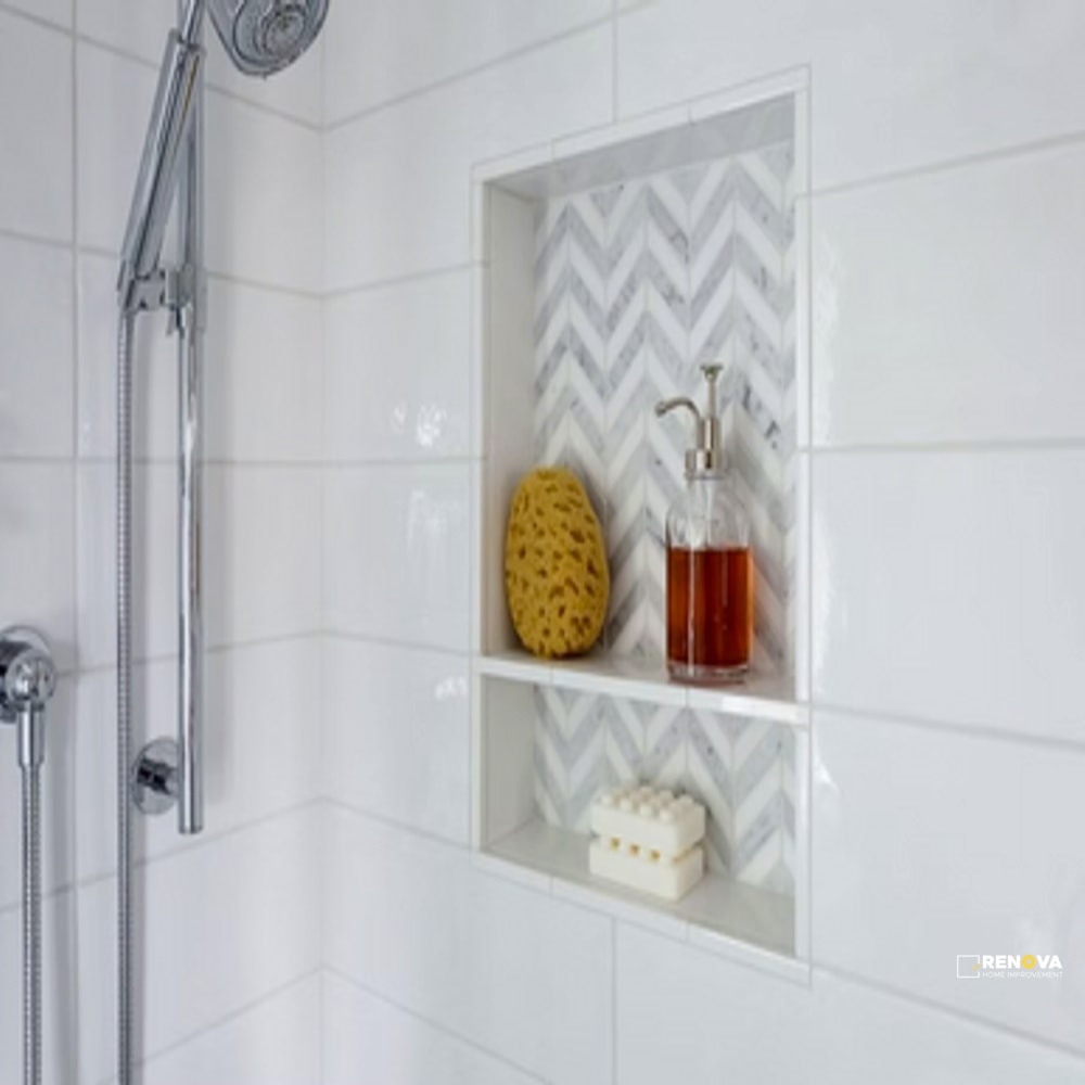 BIANCO CARRARA/THASSOS STONE ESSENTIALS HONED CHEVRON MOSAIC 5/8" X 2-1/2" - 5