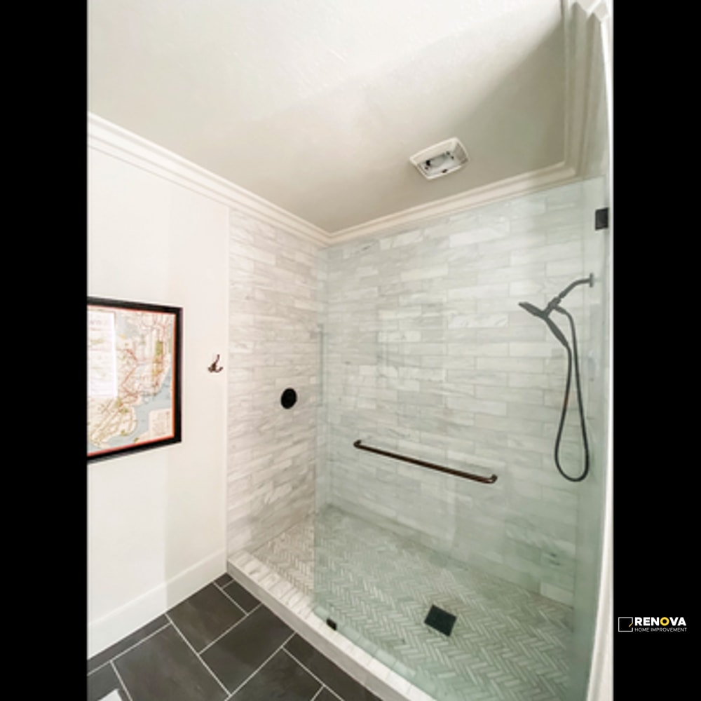 BIANCO VENATINO HONED 4" X 16" - 3