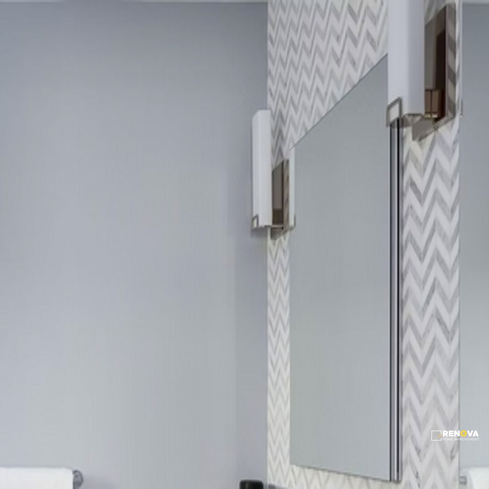 BIANCO CARRARA/THASSOS STONE ESSENTIALS HONED CHEVRON MOSAIC 5/8" X 2-1/2" - 4