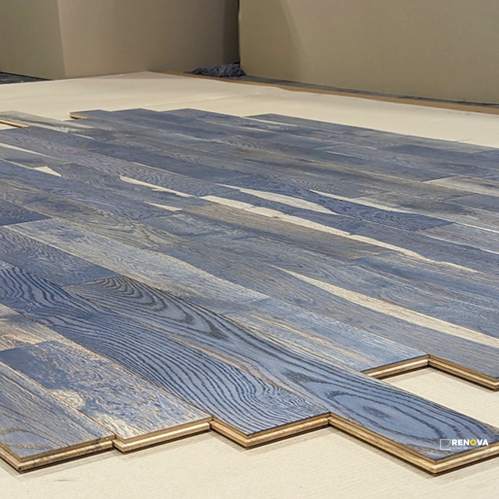OAK WIRE BRUSHED GROUP 1 3-1/2" - SOLID - CRESTWOOD - 6
