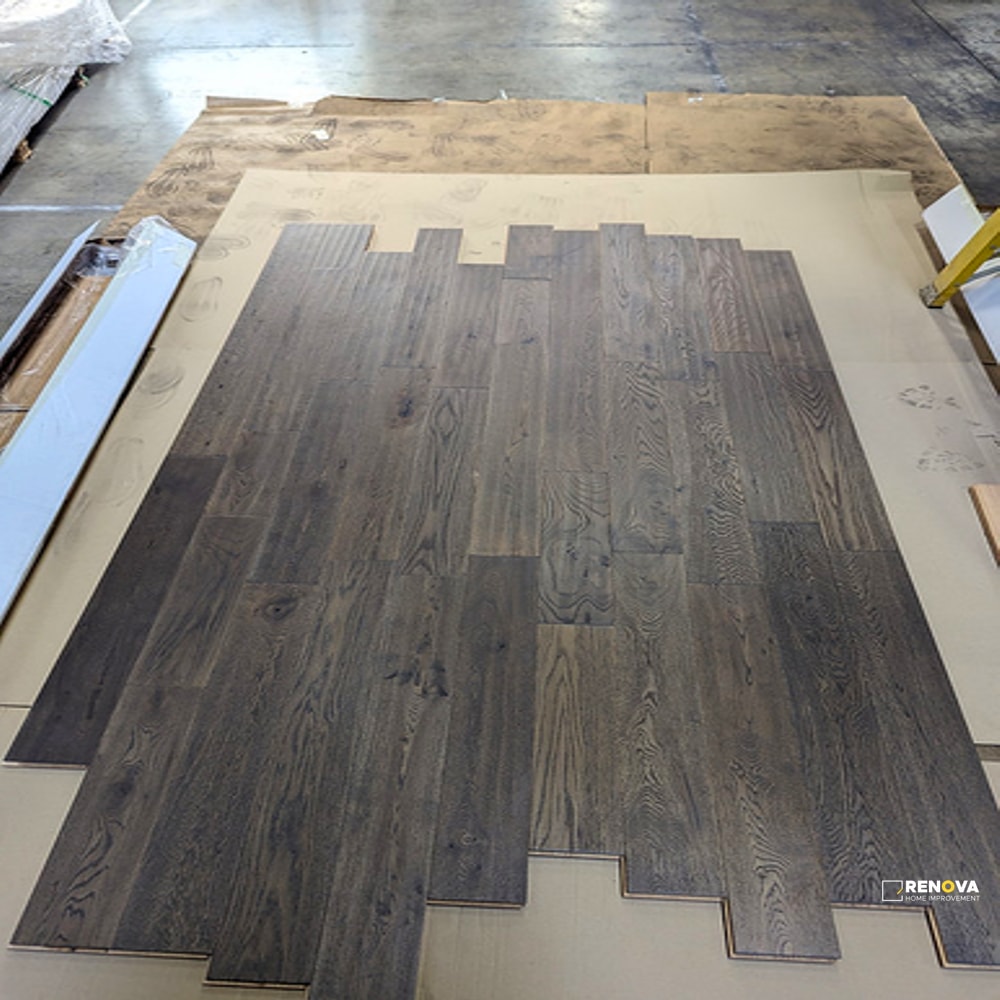OAK HANDSCRAPED WIRE BRUSHED 5" - SOLID - CRESTWOOD - 5