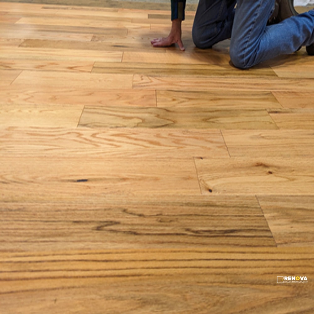 RED OAK WIRE BRUSHED 4-3/4" - SOLID - CRESTWOOD - 4