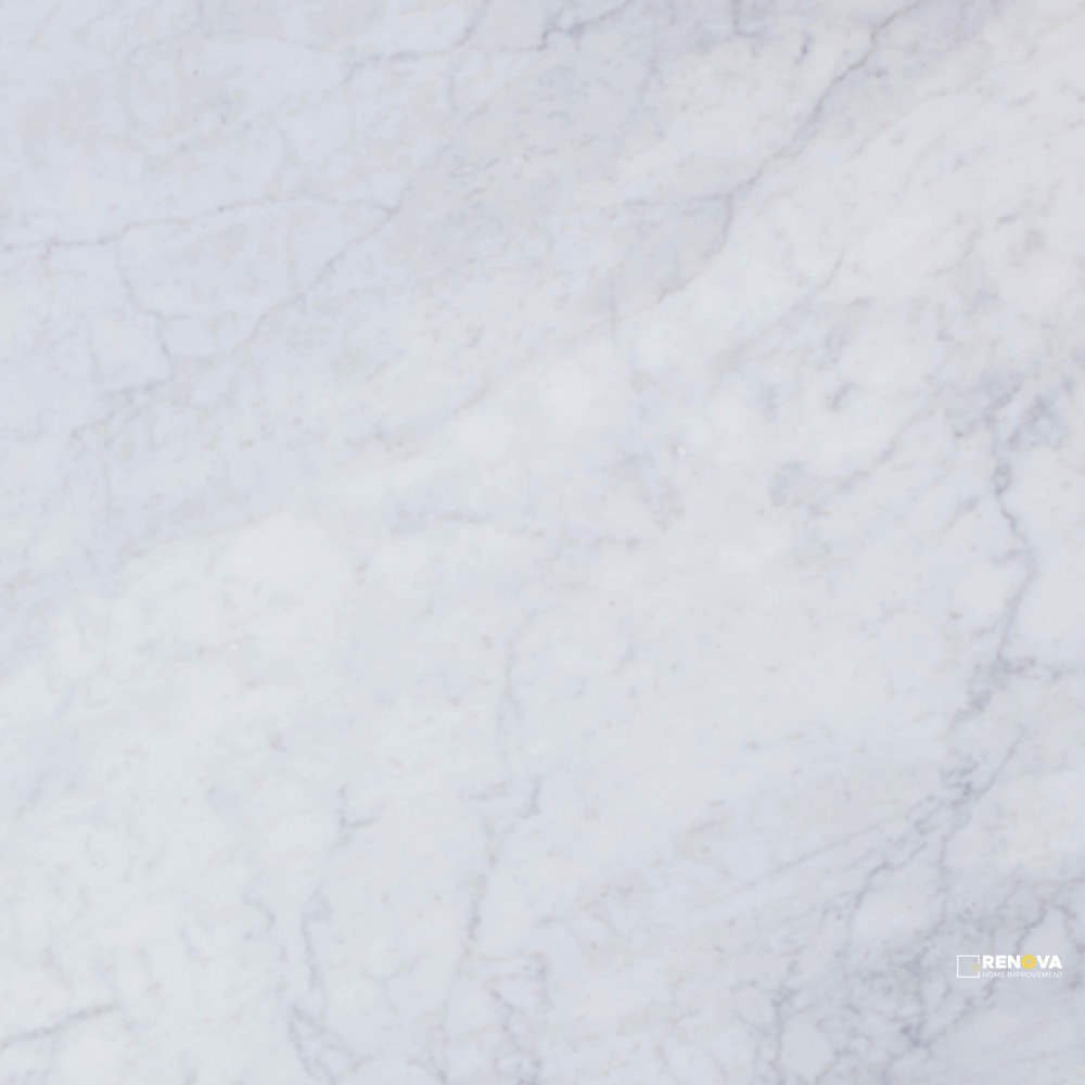 BIANCO CARRARA POLISHED 24" X 24" - ARITI690