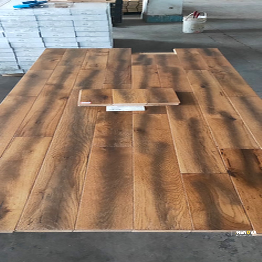 OAK WIRE BRUSHED GROUP 1 5" - SOLID - CRESTWOOD - 3