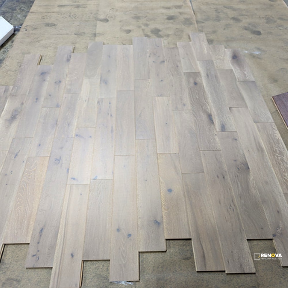 OAK WIRE BRUSHED GROUP 2 3-1/2" - SOLID - CRESTWOOD - 8