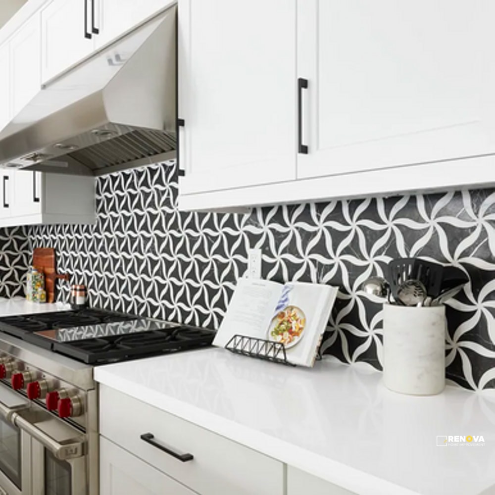 NOIR/BLANC HONED PETAL MOSAIC - 5