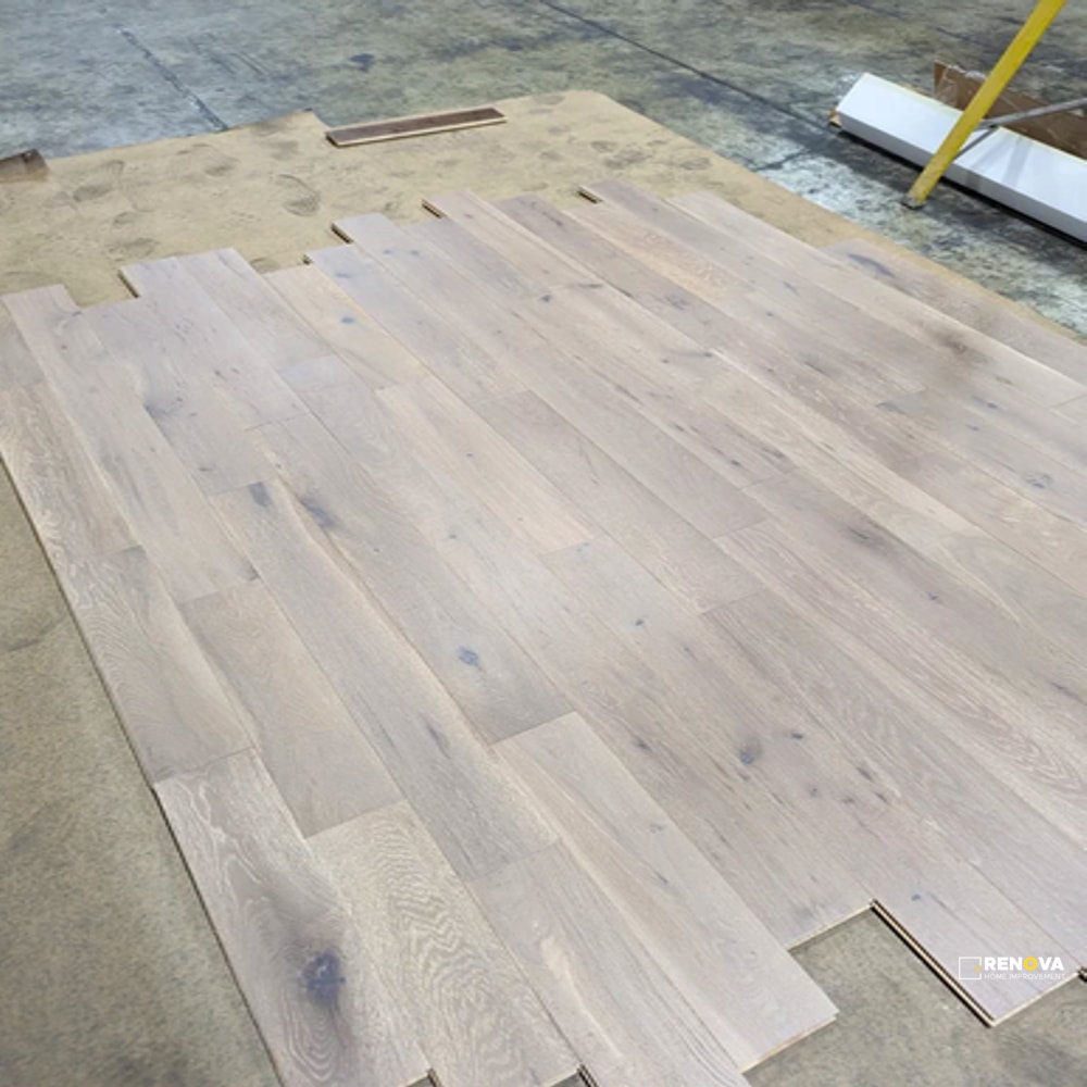 OAK WIRE BRUSHED GROUP 2 5" - SOLID - CRESTWOOD - 5