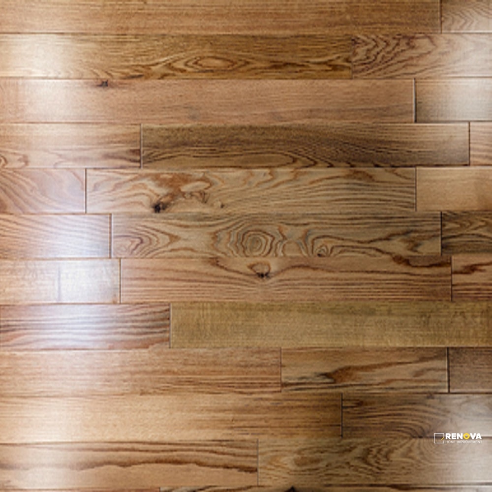RED OAK SMOOTH NATURAL 2-1/4" - SOLID - CRESTWOOD - 2