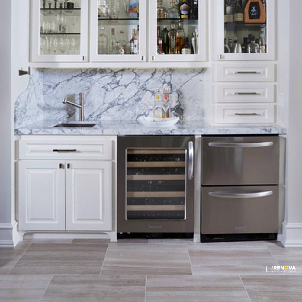 SILVER BEIGE HONED VEIN CUT 16" X 24" - 3