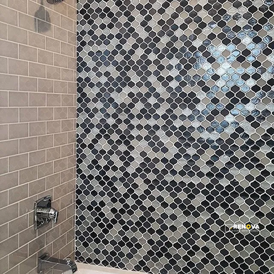 CHAPTER 1 - SUITE GLASS DROPLET MOSAIC 10-1/4" X 10-3/8" - 7